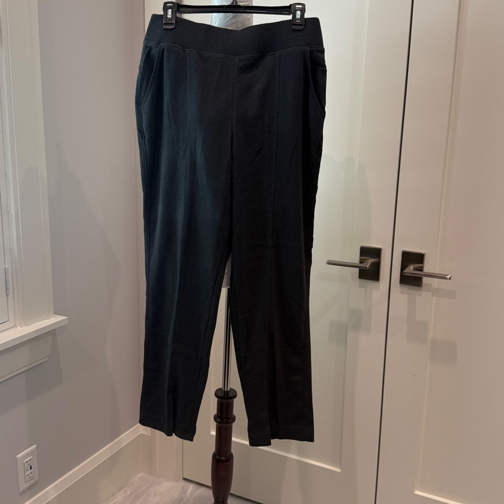 Pact Organic Airplane Tapered Leg Pant size M in Charcoal Heather - Picture 4 of 6